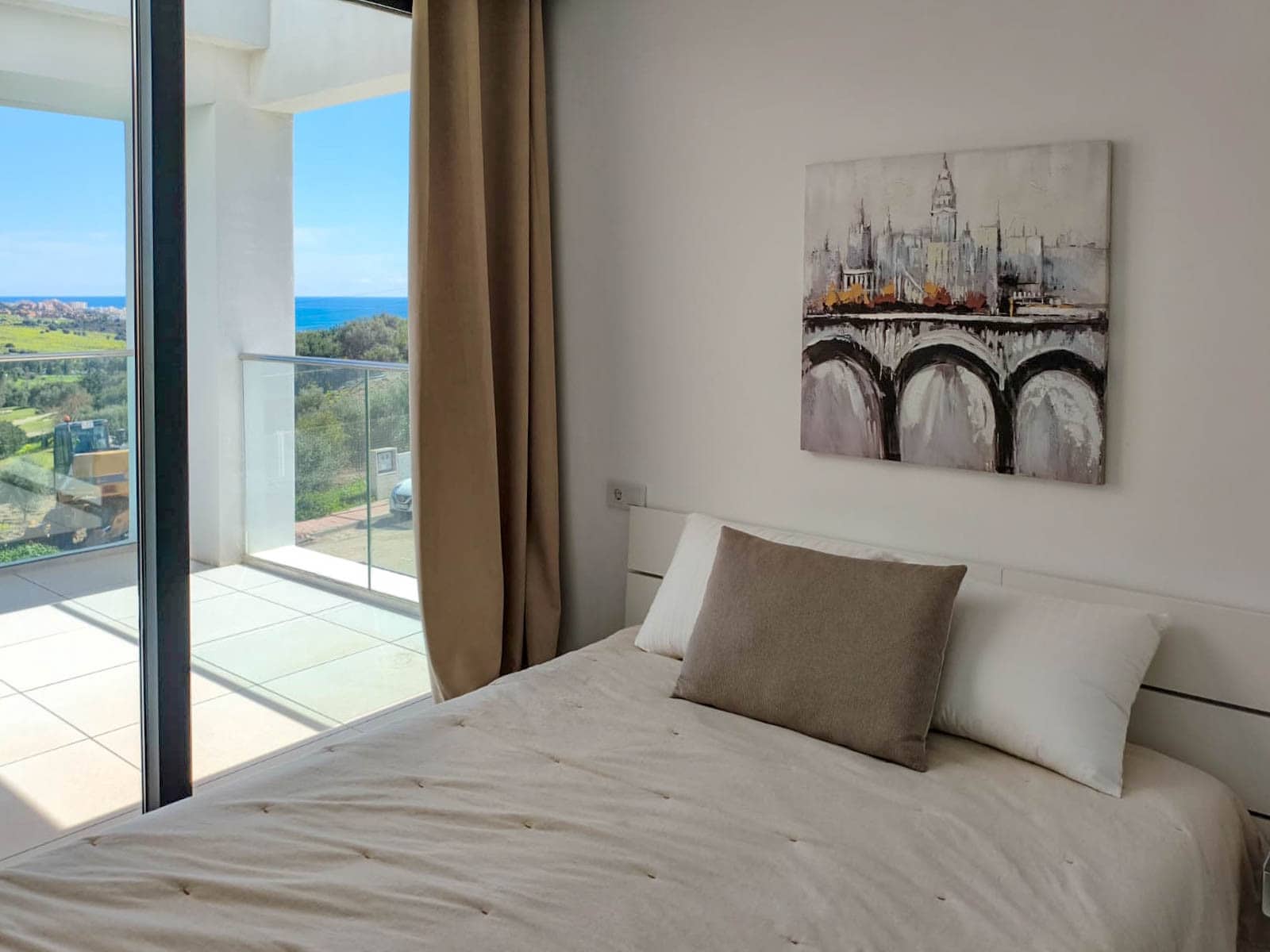Chalet de 3 habitaciones en Estepona en venta con piscina garaje - 1.440.000 € (Ref: 9721053)
