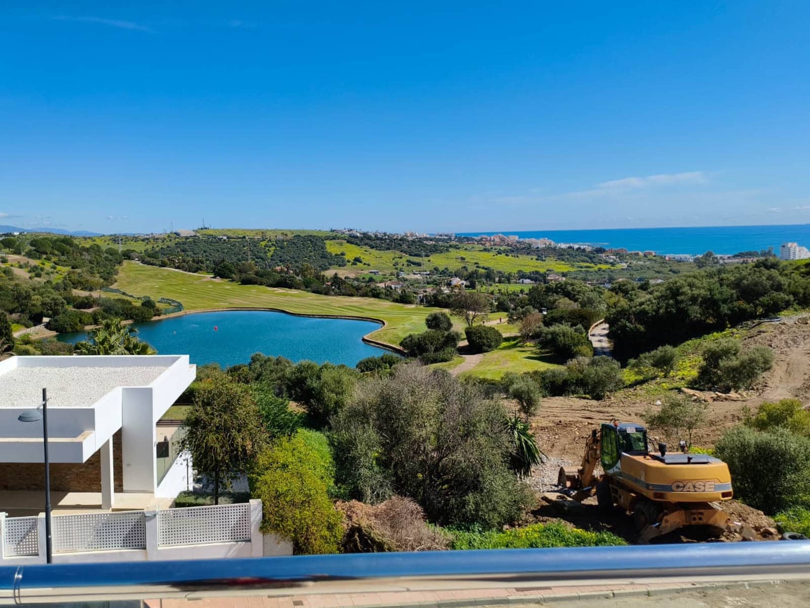 Chalet de 3 habitaciones en Estepona en venta con piscina garaje - 1.440.000 € (Ref: 9721053)