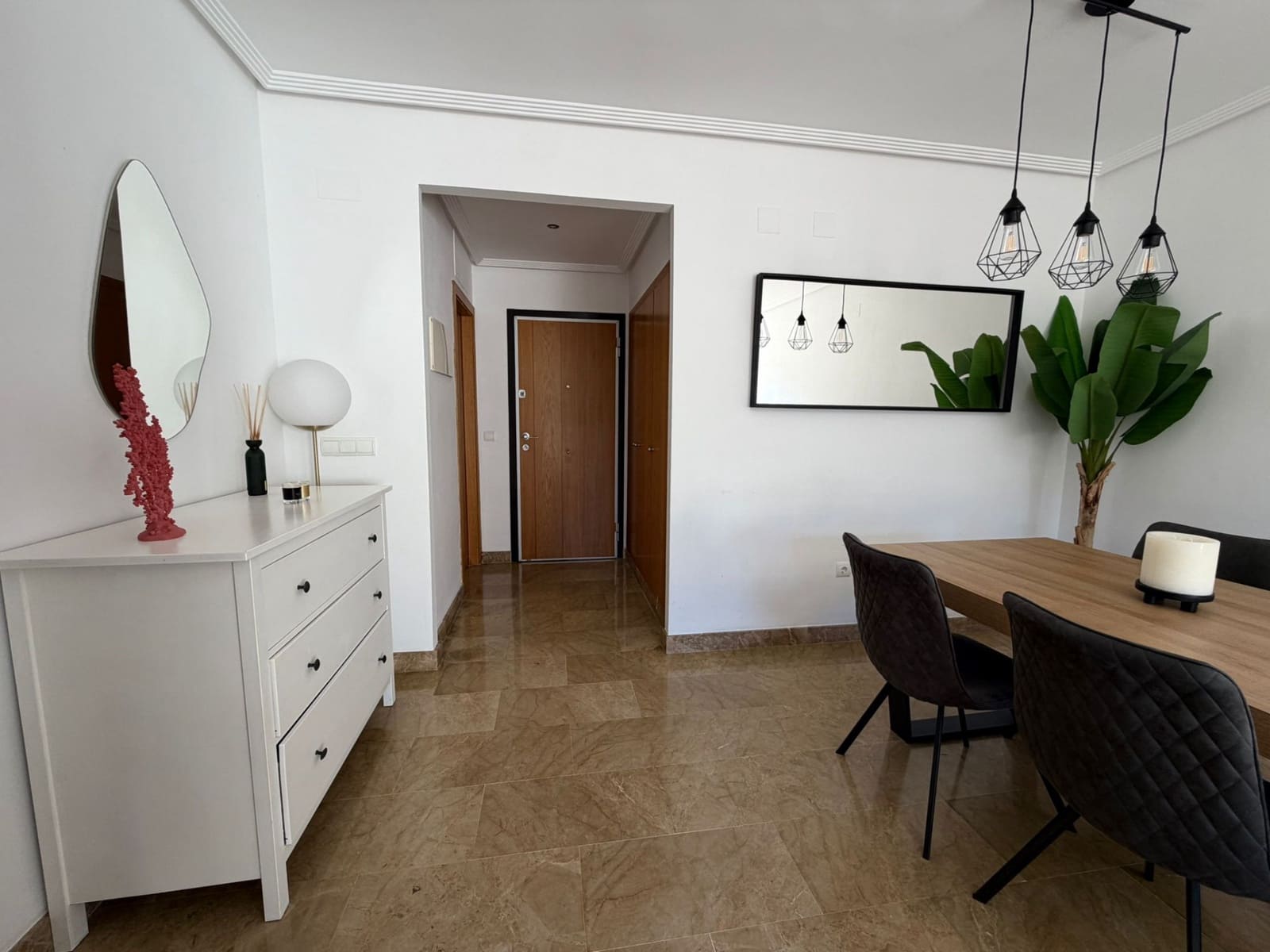 2 bedroom Apartment for sale in Estepona with pool garage - € 380,000 (Ref: 9721054)