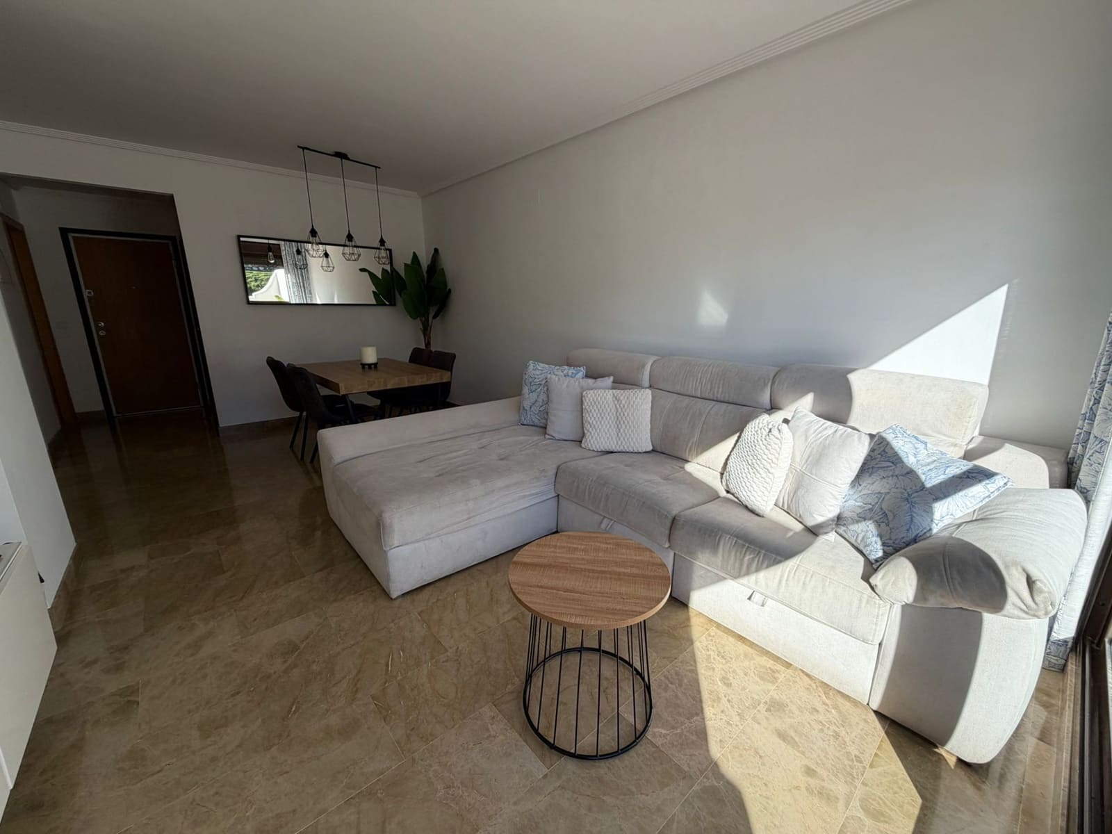 2 bedroom Apartment for sale in Estepona with pool garage - € 380,000 (Ref: 9721054)