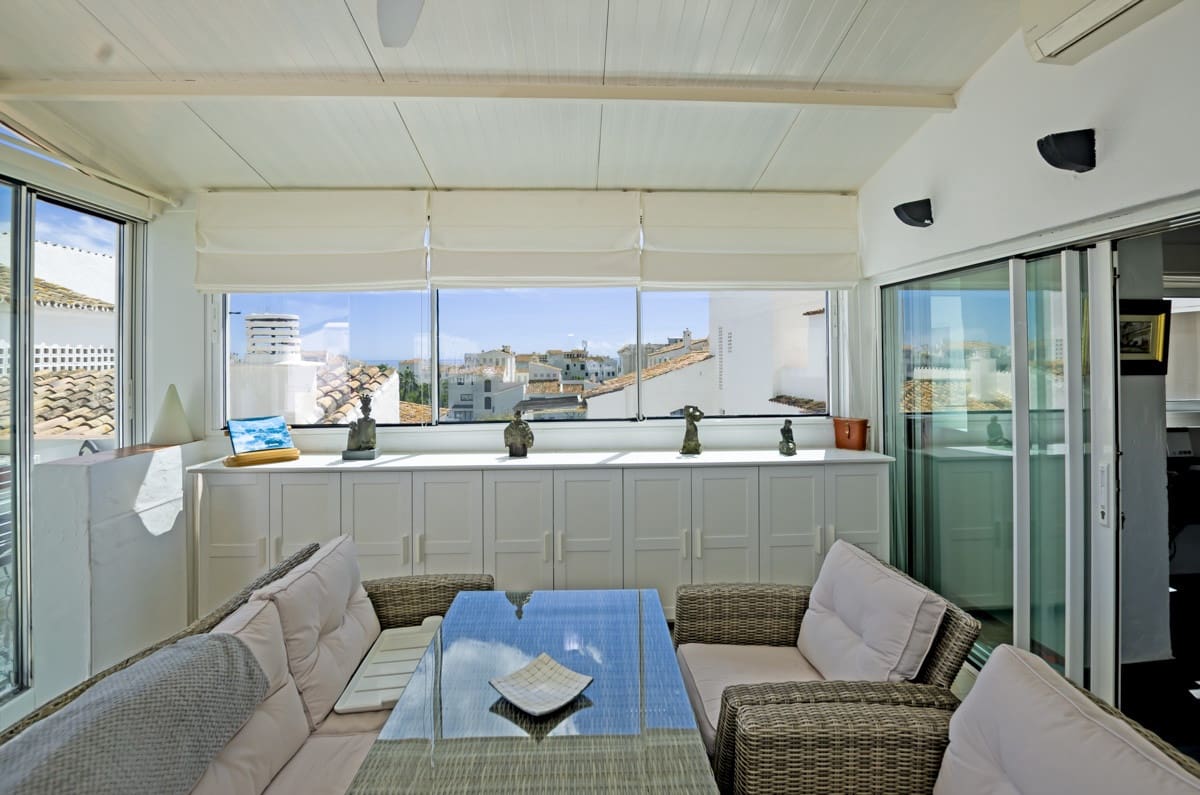 3 bedroom Penthouse for sale in Puerto Banus with garage - € 1,197,000 (Ref: 9780086)