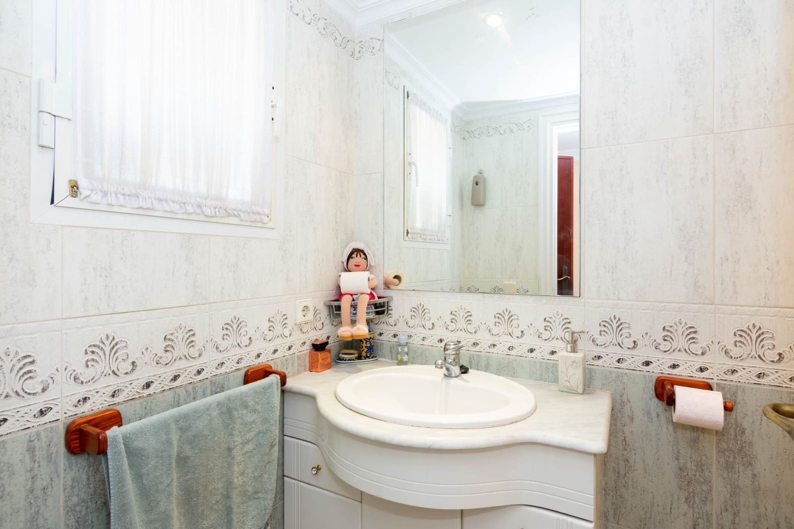 Casa de 3 habitaciones en Estepona en venta con piscina garaje - 449.000 € (Ref: 9833204)