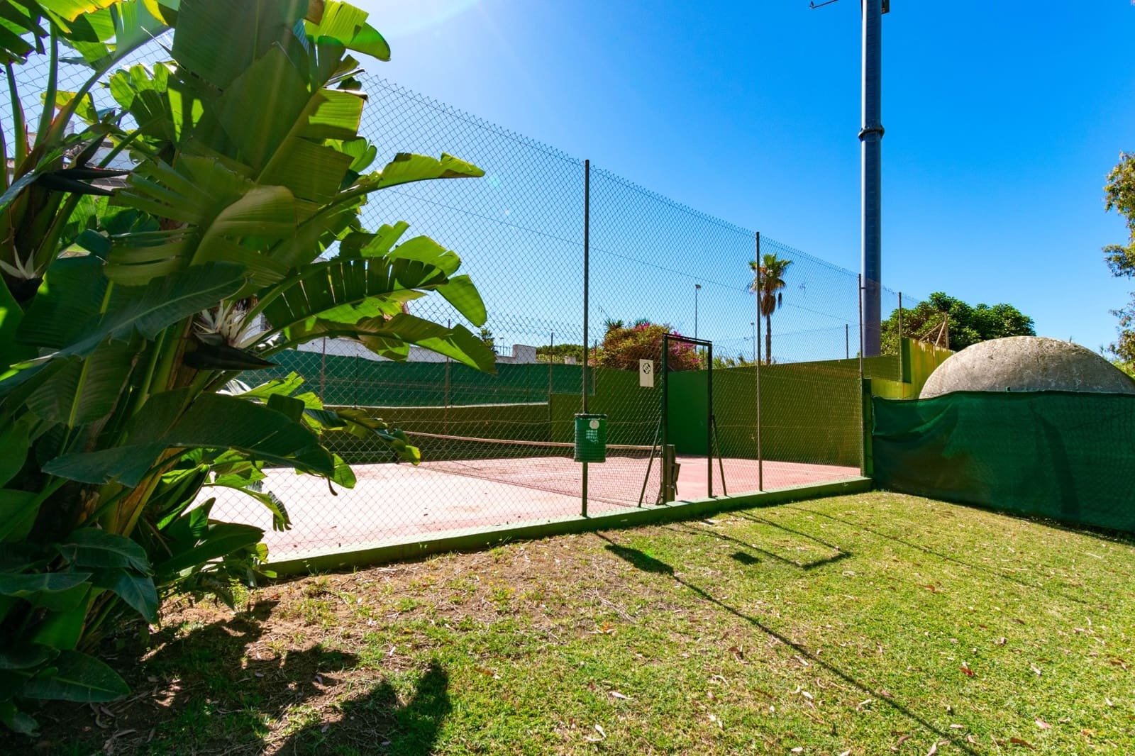 Casa de 3 habitaciones en Estepona en venta con piscina garaje - 449.000 € (Ref: 9833204)