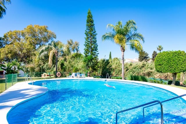 3 sovrum Hus till salu i Nueva Atalaya, Estepona med pool garage - 449 000 € (Ref: 9833204)