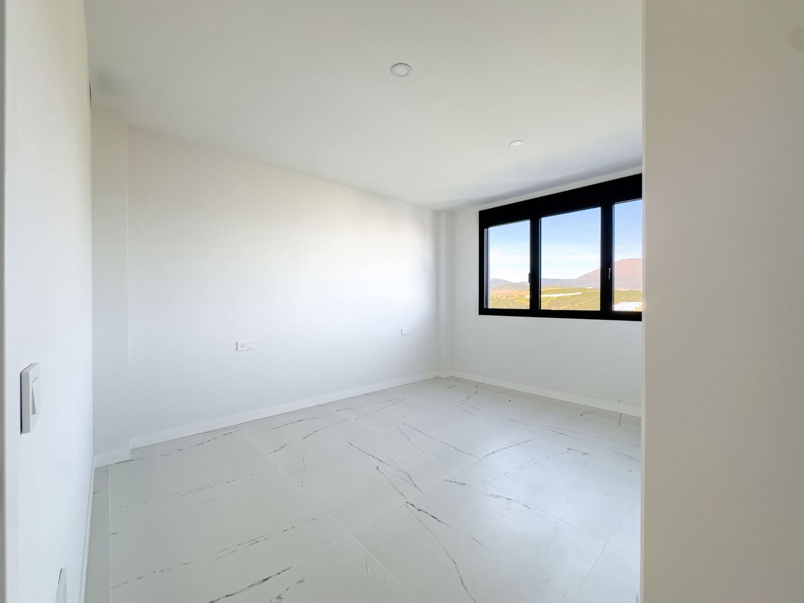 2 soveværelse Lejlighed til salg i Casares med swimmingpool garage - € 505.000 (Ref: 9891616)