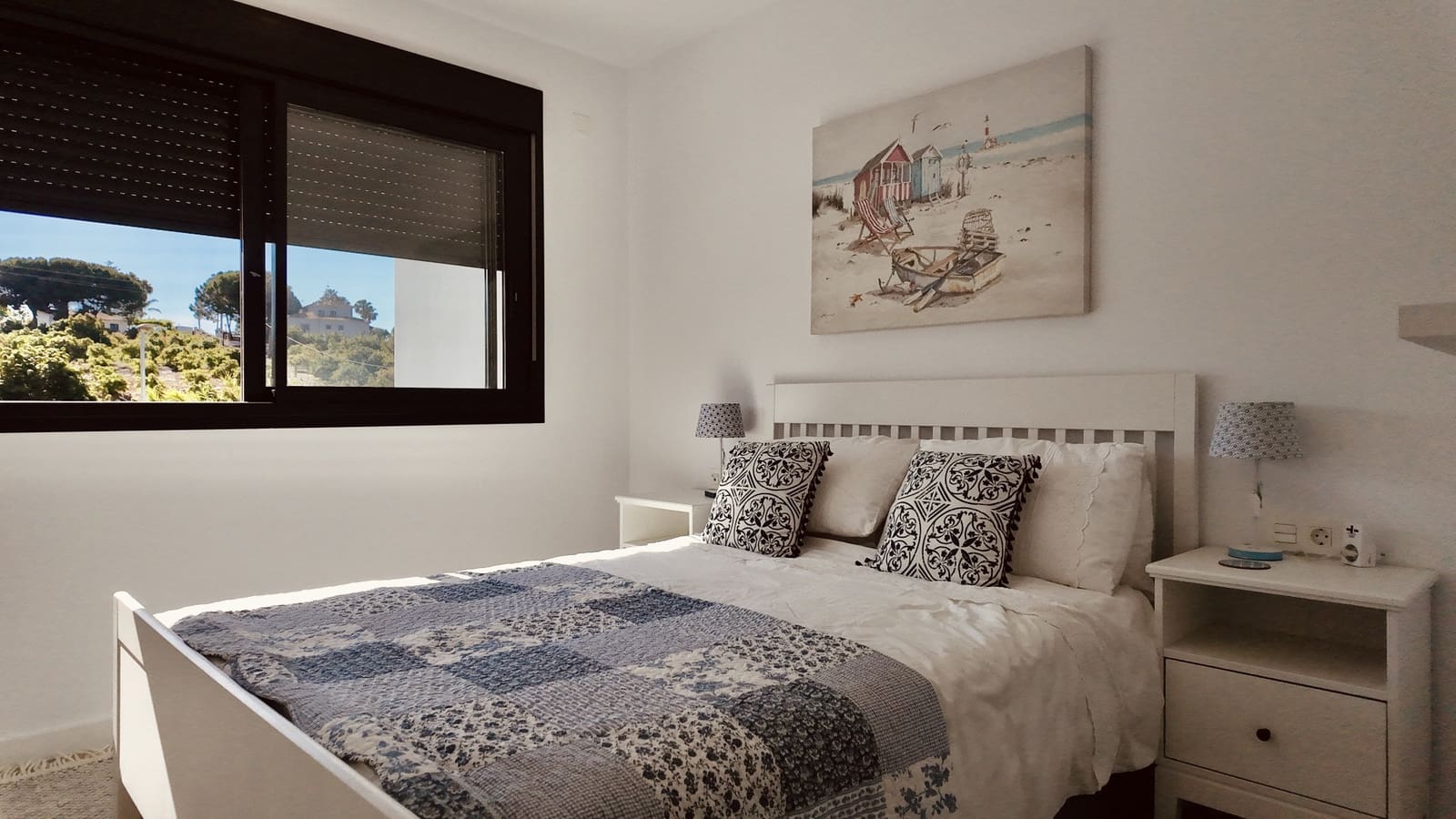 4 quarto Moradia Geminada para venda em Estepona com piscina garagem - 949 000 € (Ref: 9891617)