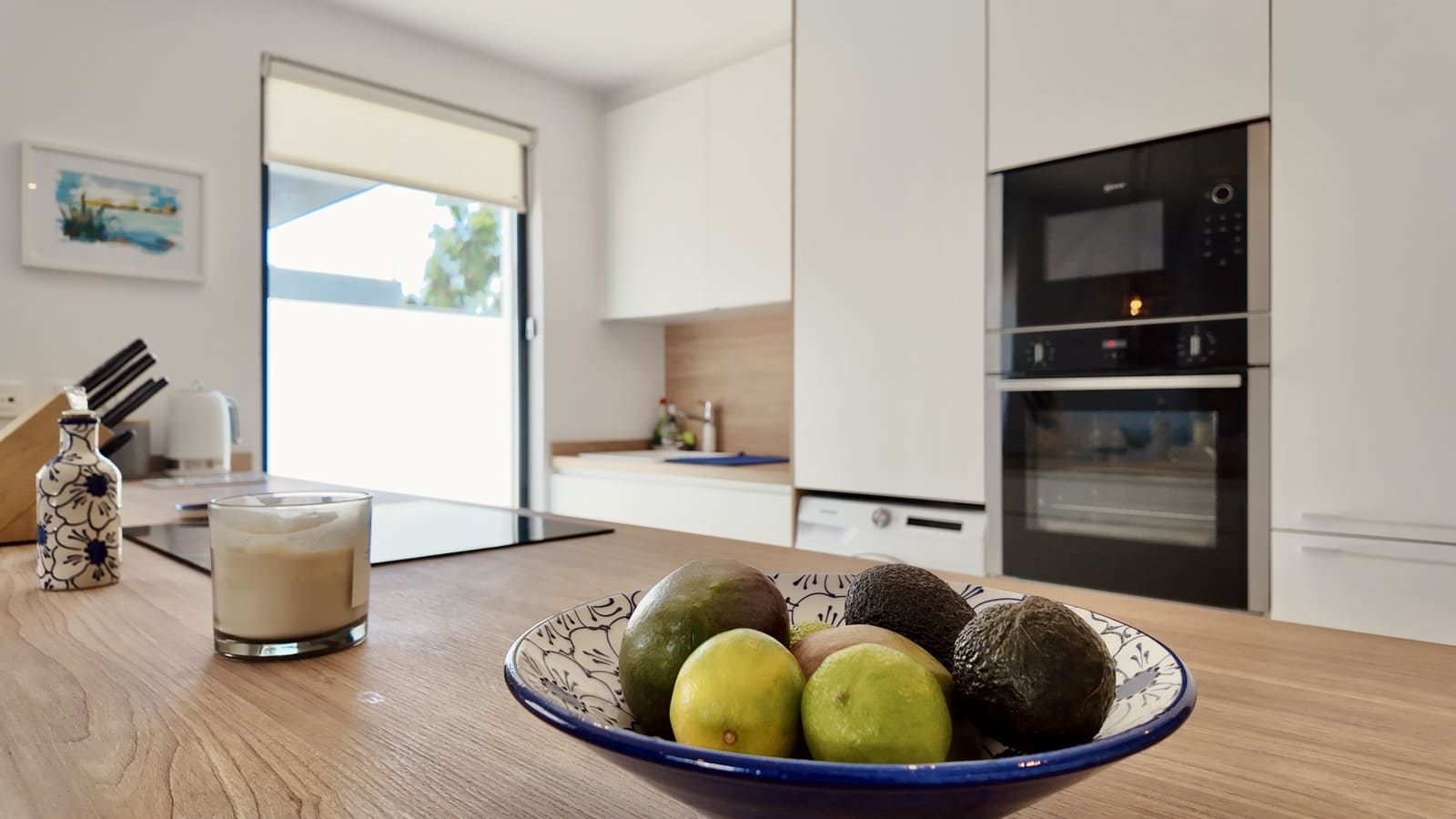 4 quarto Moradia Geminada para venda em Estepona com piscina garagem - 949 000 € (Ref: 9891617)