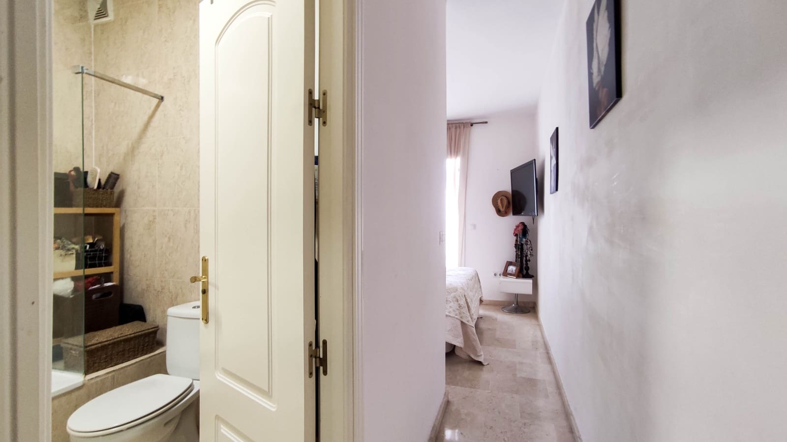 2 bedroom Apartment for sale in Manilva with pool garage - € 250,000 (Ref: 9961921)