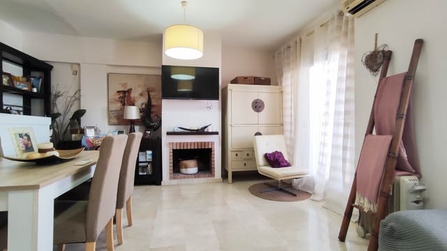 2 sypialnia Apartament na sprzedaż w Manilva Pueblo, Manilva z basenem garażem - 250 000 € (Ref: 9961921)