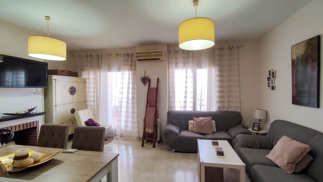 2 sypialnia Apartament na sprzedaż w Manilva Pueblo, Manilva z basenem garażem - 250 000 € (Ref: 9961921)