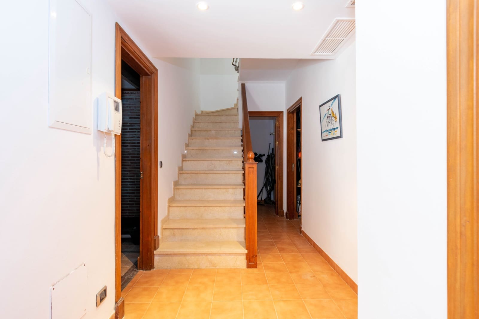 4 sovrum Villa till salu i Estepona med pool garage - 1 500 000 € (Ref: 9998022)