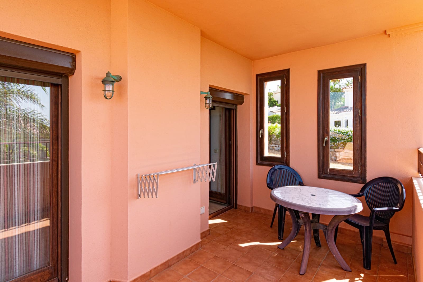 4 sovrum Villa till salu i Estepona med pool garage - 1 500 000 € (Ref: 9998022)