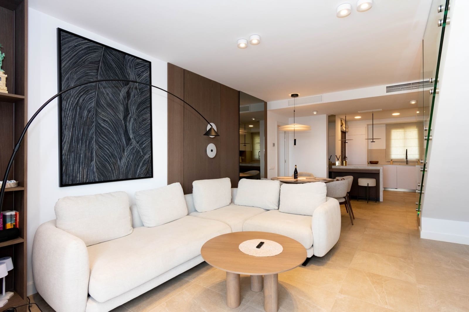 Ático de 3 habitaciones en Estepona en venta con piscina garaje - 1.390.000 € (Ref: 9999737)