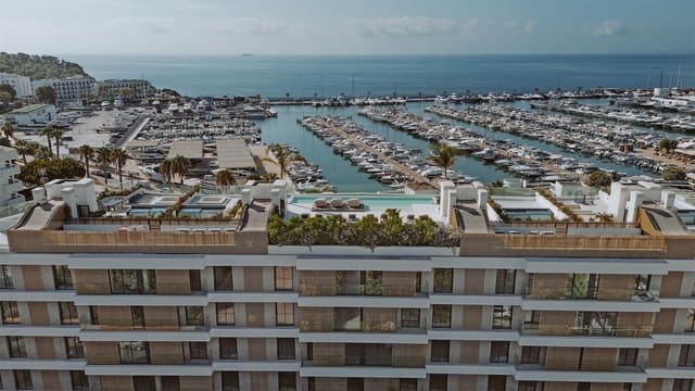 2 makuuhuone Huoneisto myytävänä paikassa Santa Eulalia / Santa Eularia mukana uima-altaan 
autotalli - 1 580 000 € (Ref: 10183761)