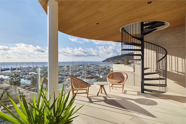 2 makuuhuone Huoneisto myytävänä paikassa Santa Eulalia / Santa Eularia mukana uima-altaan 
autotalli - 1 580 000 € (Ref: 10183761)