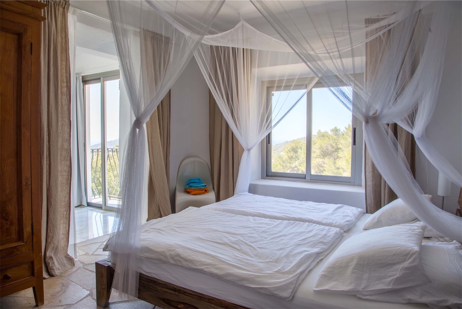 5 soveværelse Villa til salg i Cala d'Hort med swimmingpool - € 3.300.000 (Ref: 5145688)