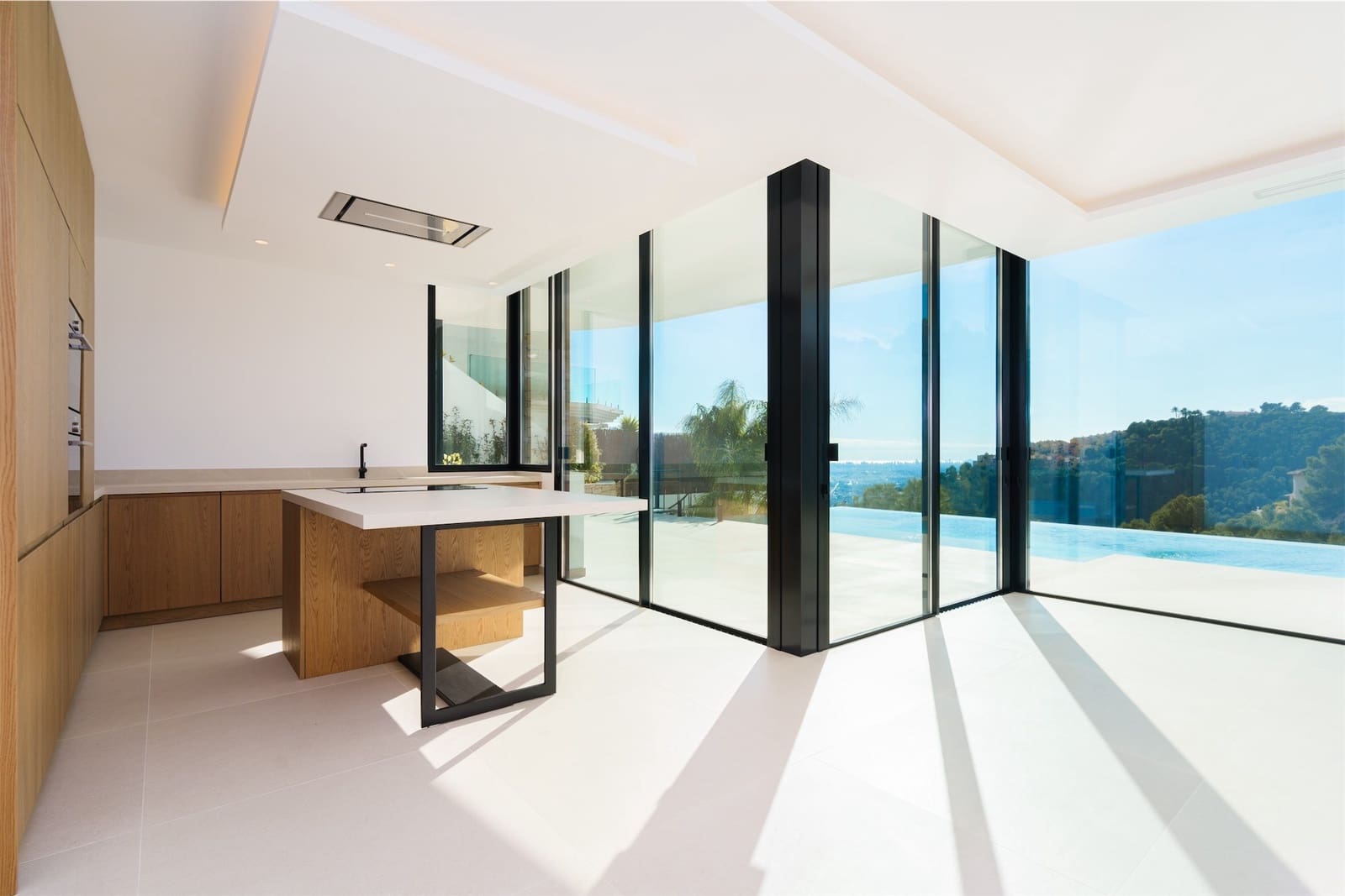 4 bedroom Villa for sale in Altea with pool garage - € 1,700,000 (Ref: 7519742)