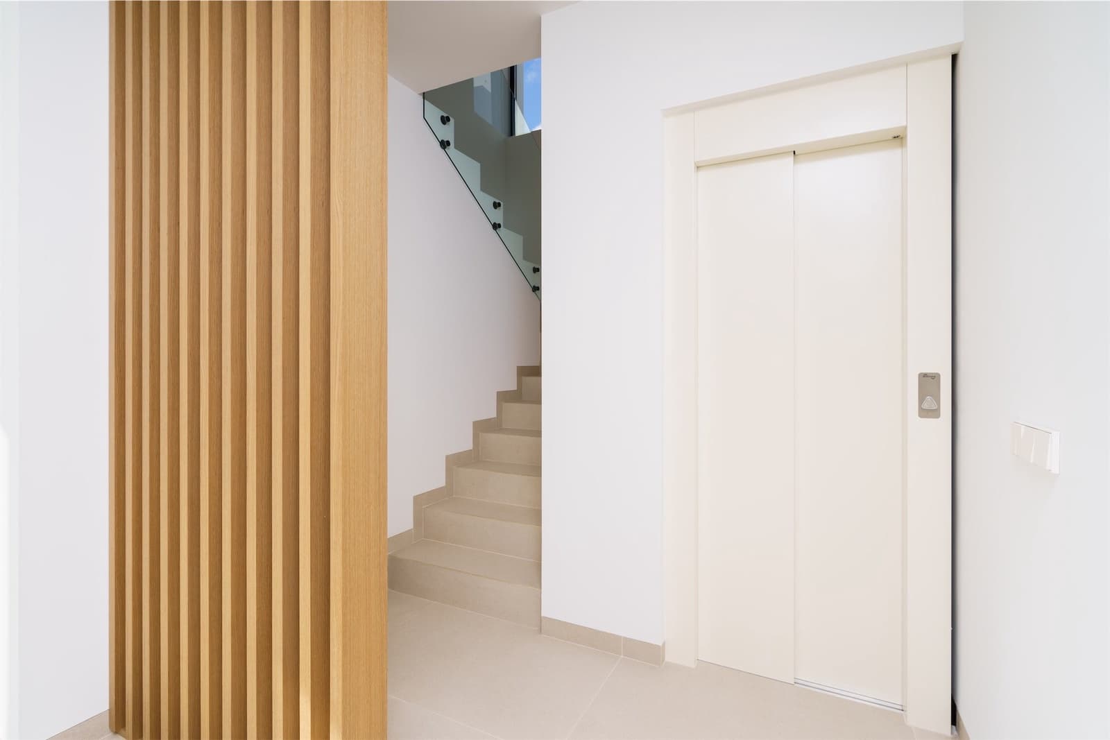 4 bedroom Villa for sale in Altea with pool garage - € 1,700,000 (Ref: 7519742)