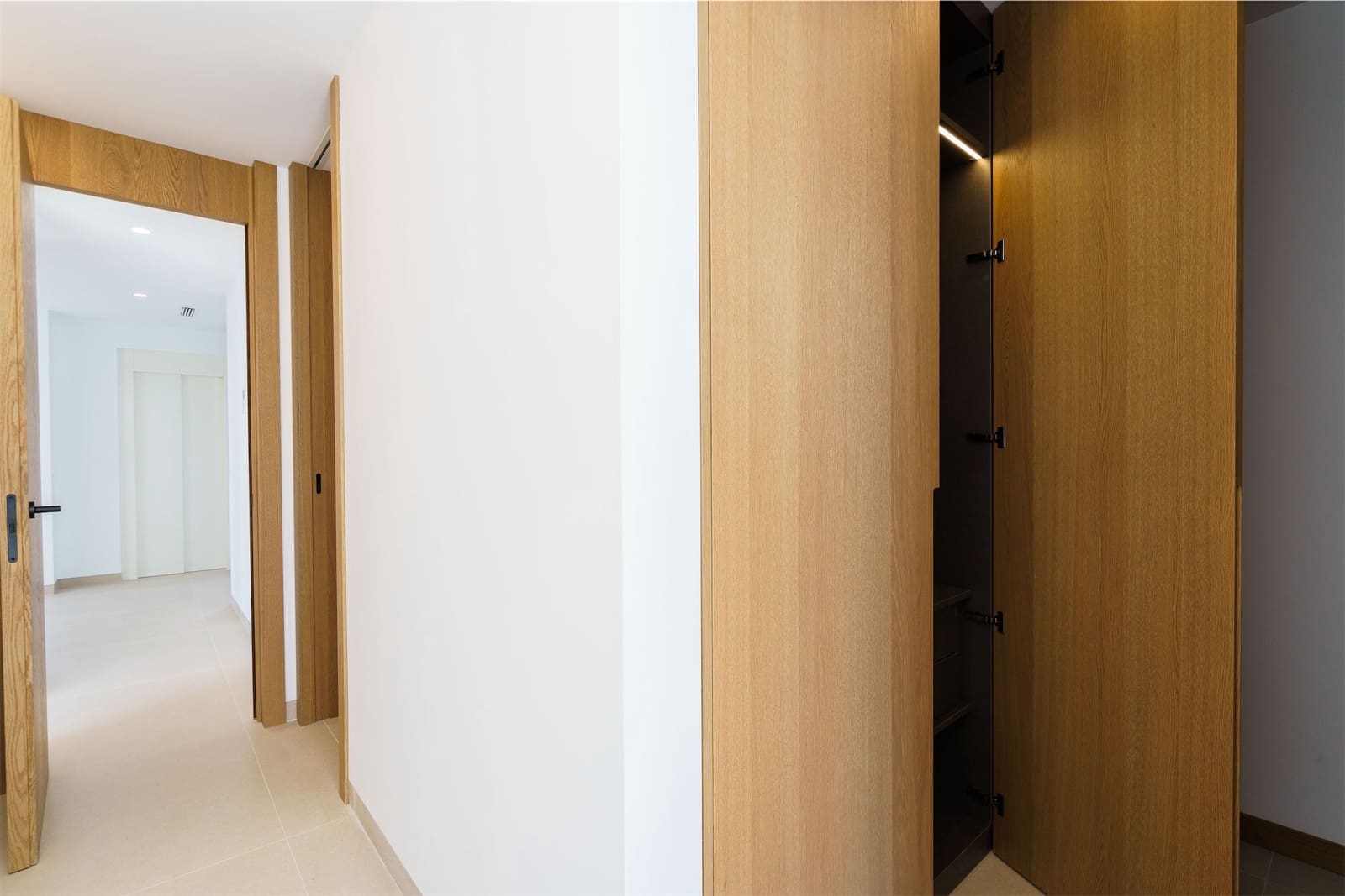 4 bedroom Villa for sale in Altea with pool garage - € 1,700,000 (Ref: 7519742)