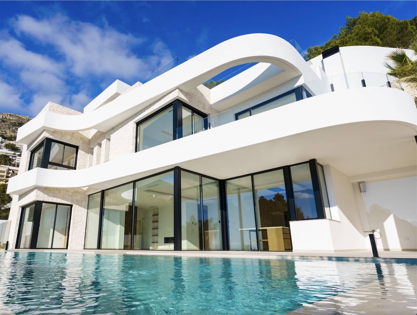 4 bedroom Villa for sale in Altea with pool garage - € 1,700,000 (Ref: 7519742)