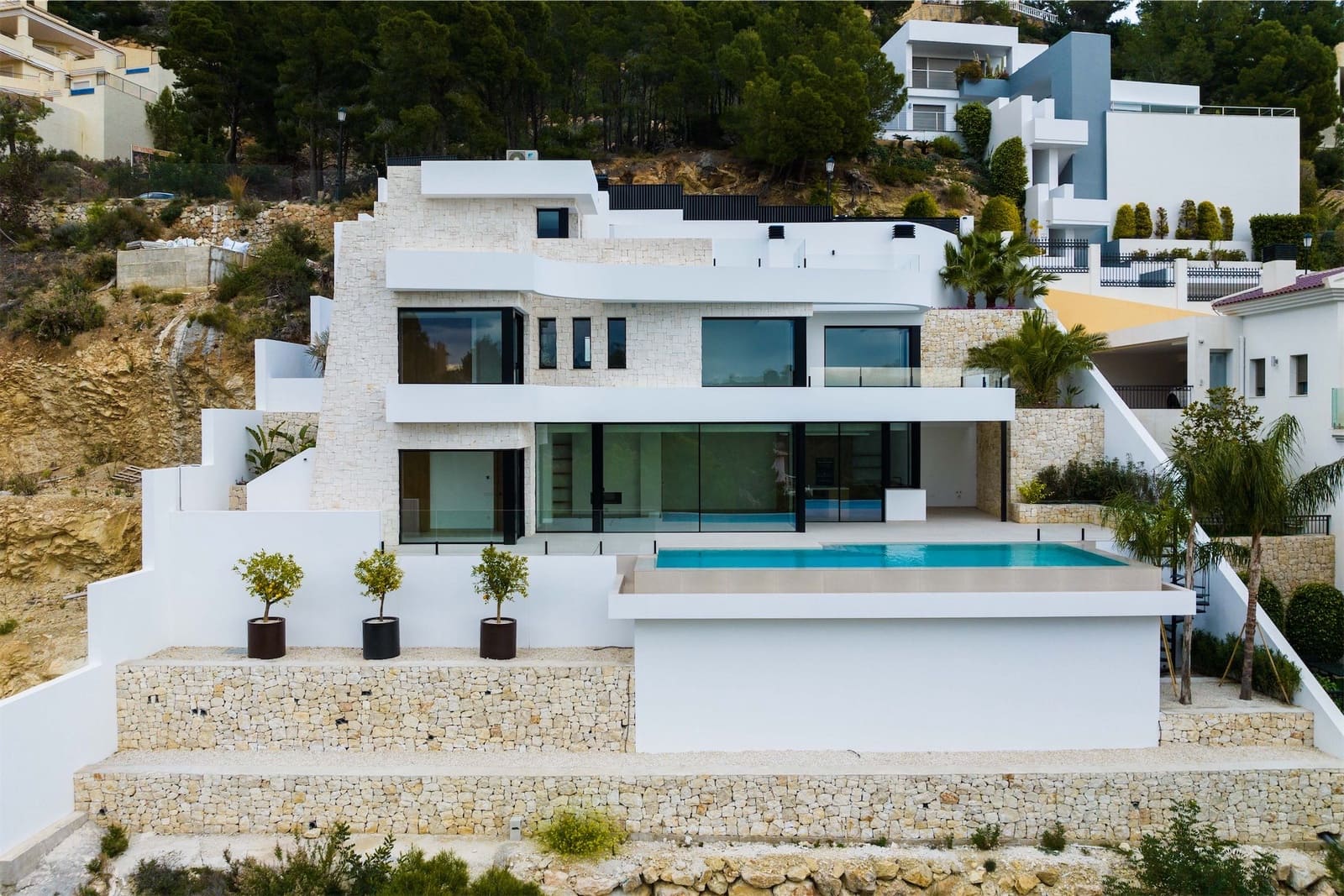 4 bedroom Villa for sale in Altea with pool garage - € 1,700,000 (Ref: 7519742)