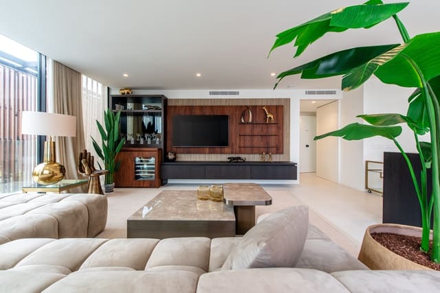 3 slaapkamer Appartement te koop in Ibiza dorp met zwembad garage - € 1.390.000 (Ref: 7962952)