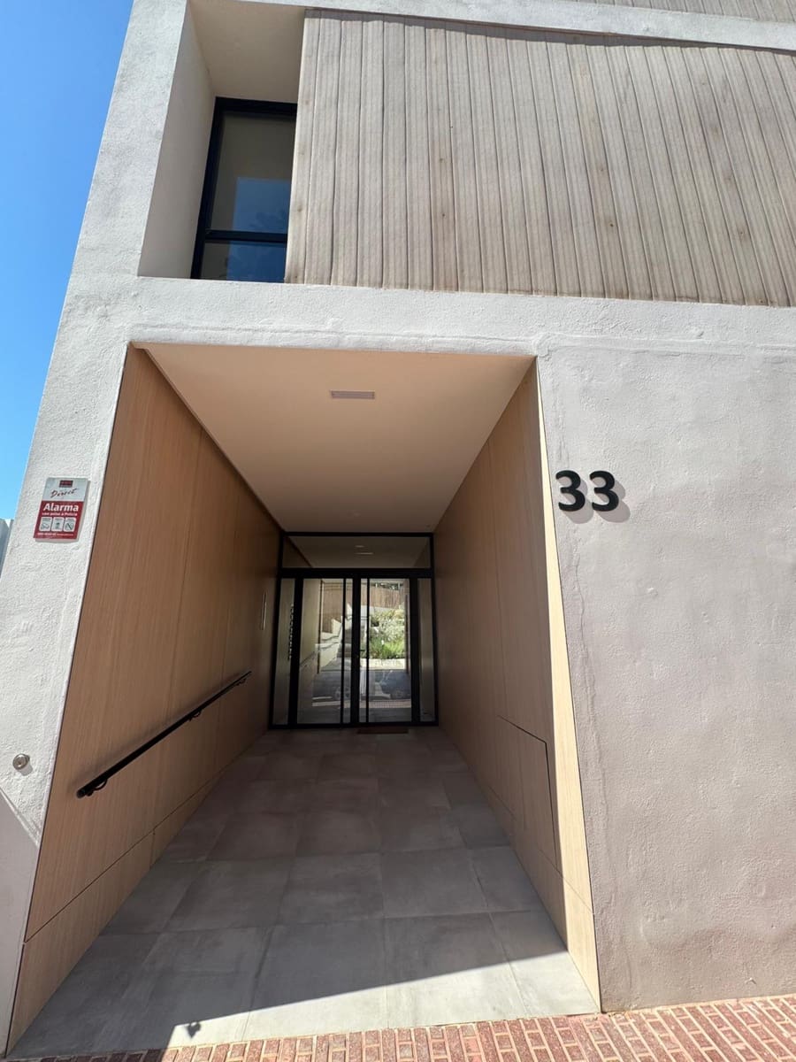 2 sypialnia Apartament na sprzedaż w Santa Eulalia / Santa Eularia z basenem garażem - 795 000 € (Ref: 9394111)