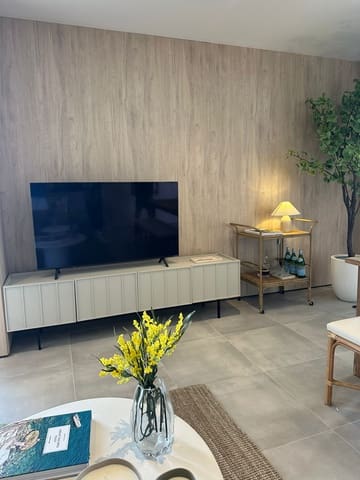 2 sypialnia Apartament na sprzedaż w Santa Eulalia / Santa Eularia z basenem garażem - 795 000 € (Ref: 9394111)