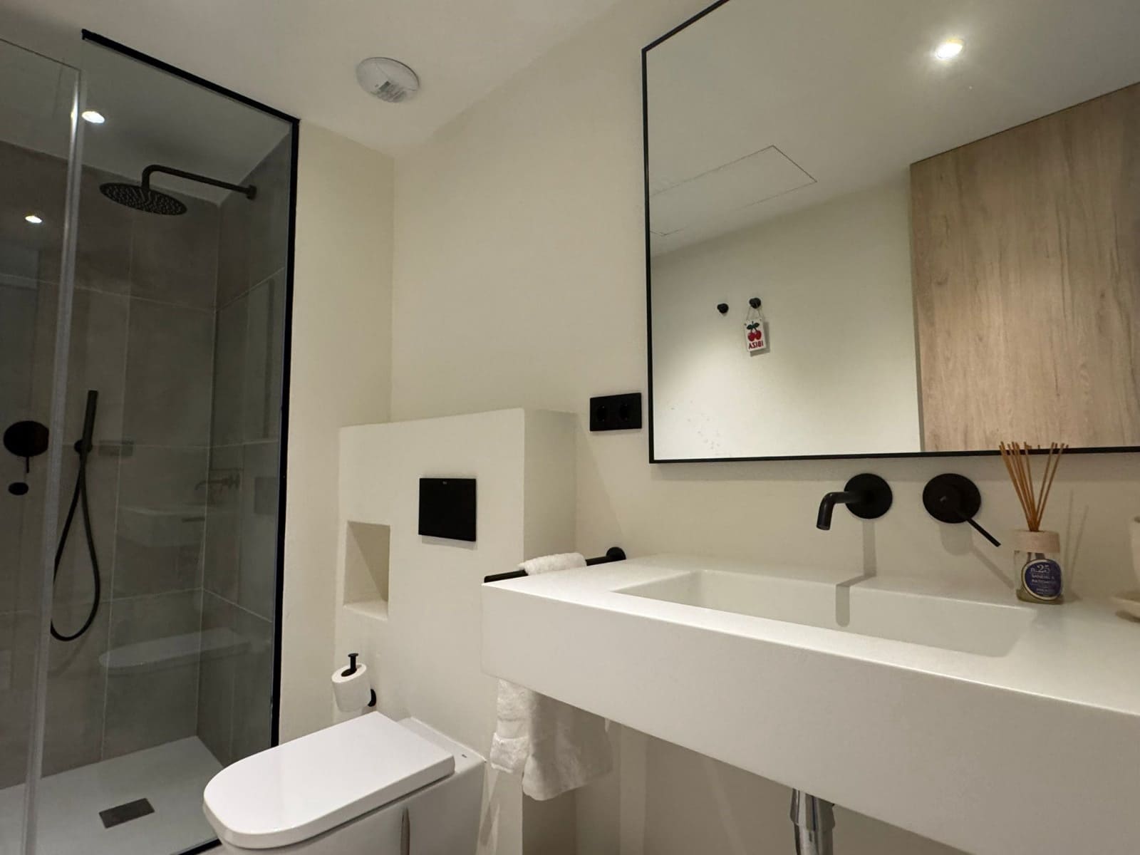 2 sypialnia Apartament na sprzedaż w Santa Eulalia / Santa Eularia z basenem garażem - 795 000 € (Ref: 9394111)