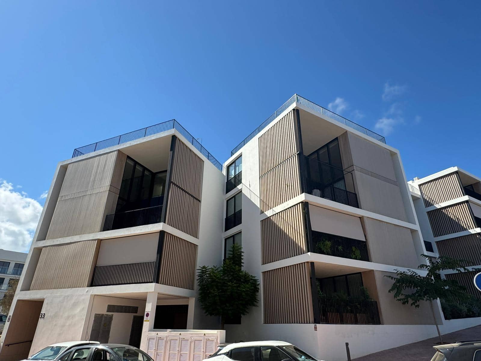 2 sypialnia Apartament na sprzedaż w Santa Eulalia / Santa Eularia z basenem garażem - 795 000 € (Ref: 9394111)