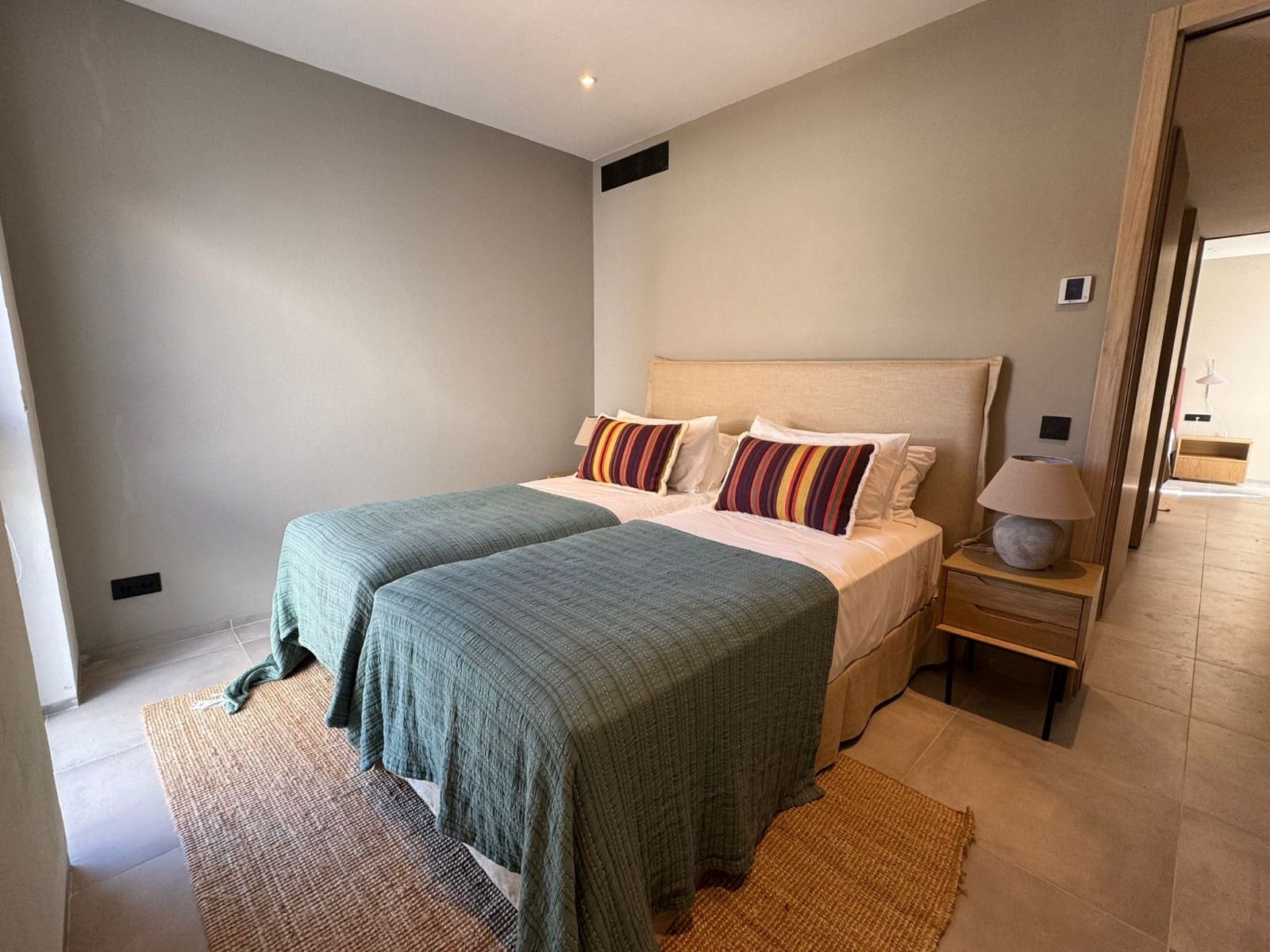 2 sypialnia Apartament na sprzedaż w Santa Eulalia / Santa Eularia z basenem garażem - 795 000 € (Ref: 9394111)