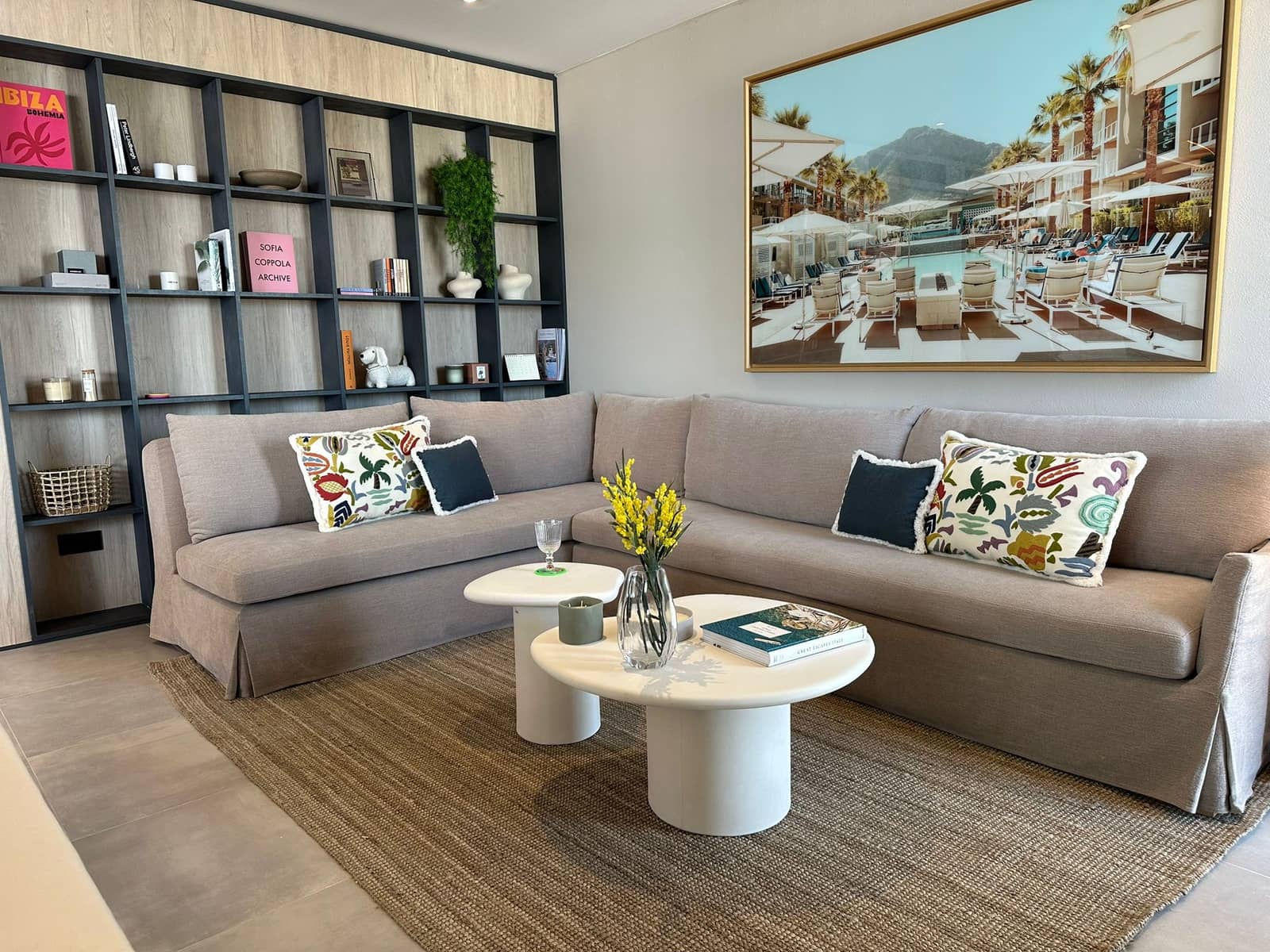 2 sypialnia Apartament na sprzedaż w Santa Eulalia / Santa Eularia z basenem garażem - 795 000 € (Ref: 9394111)