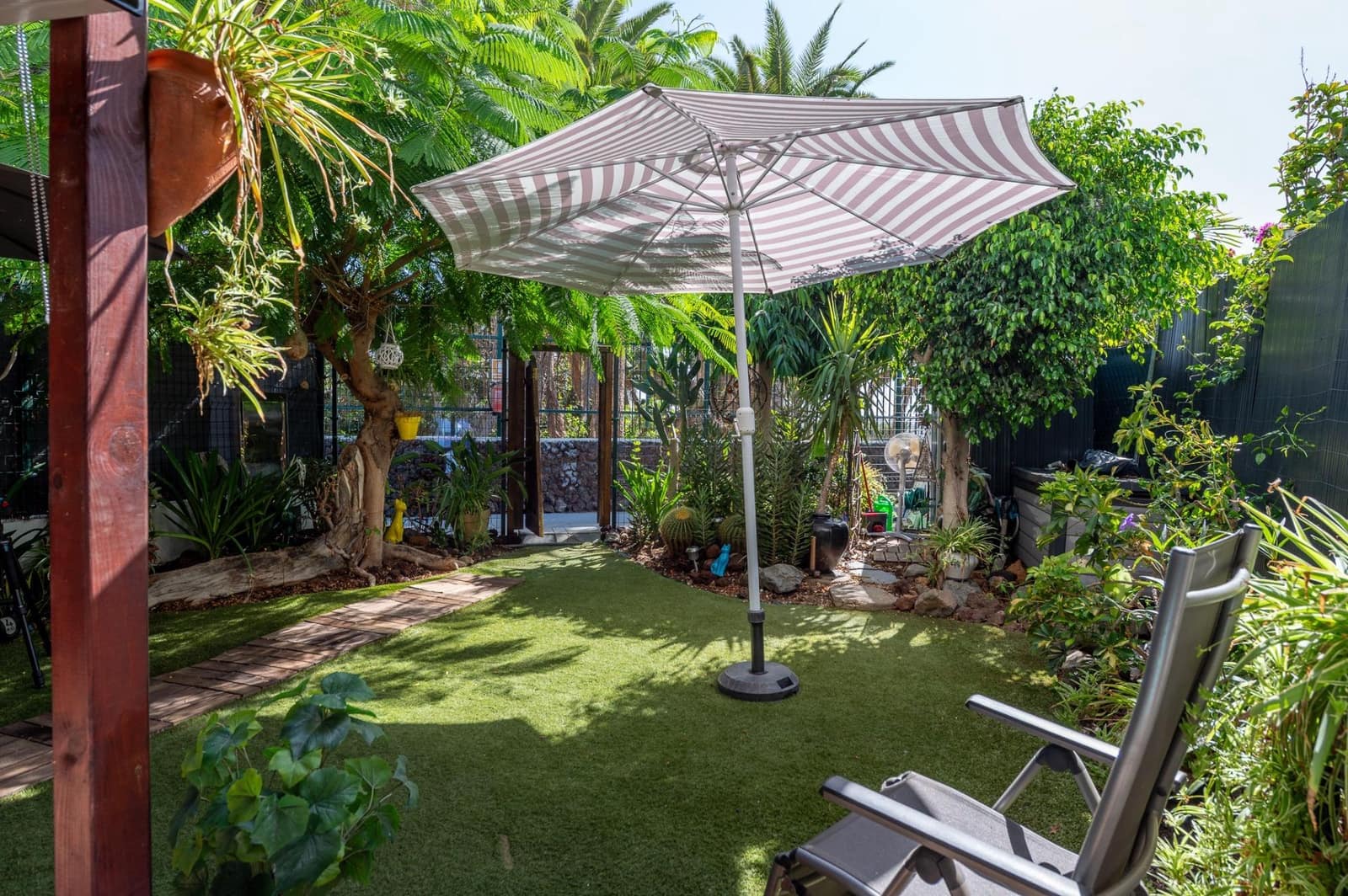 1 slaapkamer Appartement te koop in Sonneland met garage - € 265.000 (Ref: 10067987)