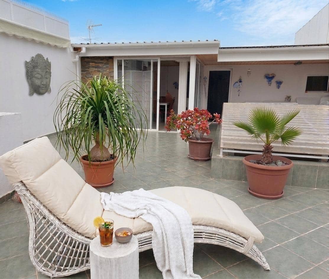 4 sovrum Hus till salu i San Bartolome de Tirajana med garage - 685 000 € (Ref: 10147179)