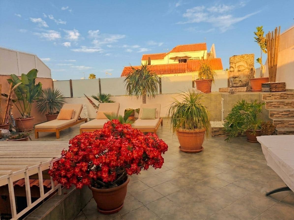 4 sovrum Hus till salu i San Bartolome de Tirajana med garage - 685 000 € (Ref: 10147179)