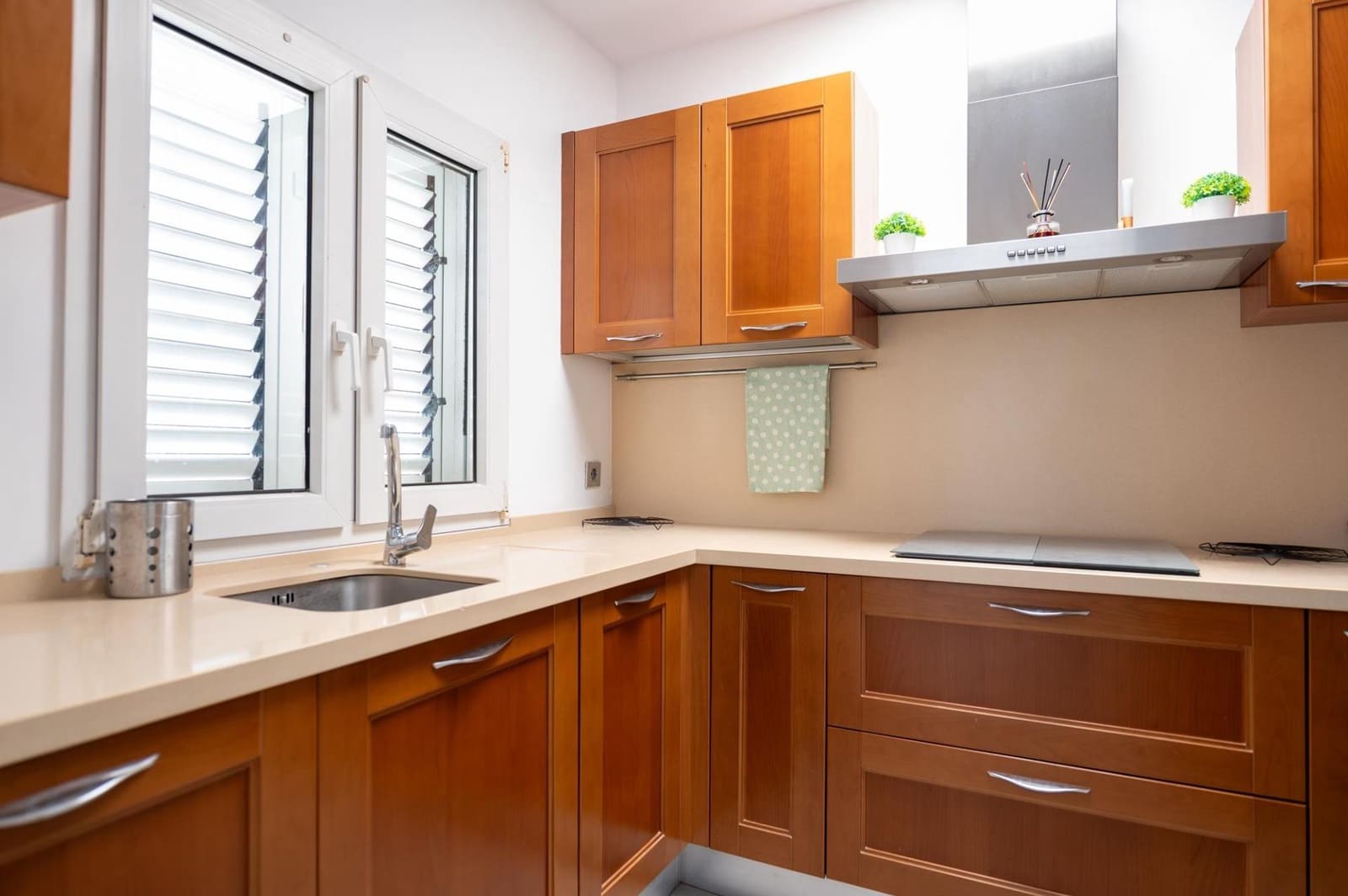 2 bedroom Bungalow for rent in Maspalomas - € 3,000 (Ref: 10157991)