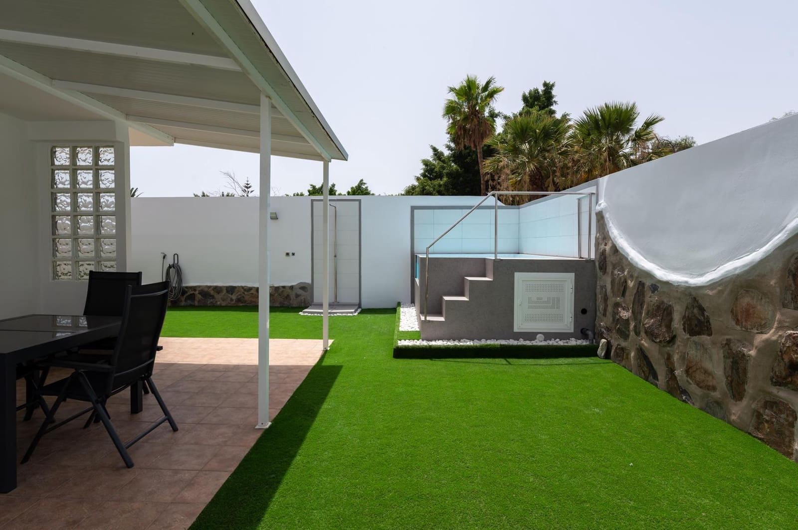 2 bedroom Bungalow for rent in Maspalomas - € 3,000 (Ref: 10157991)