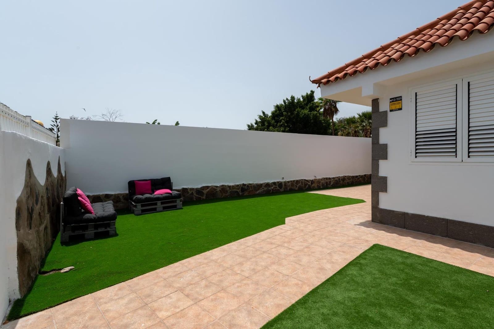 2 bedroom Bungalow for rent in Maspalomas - € 3,000 (Ref: 10157991)