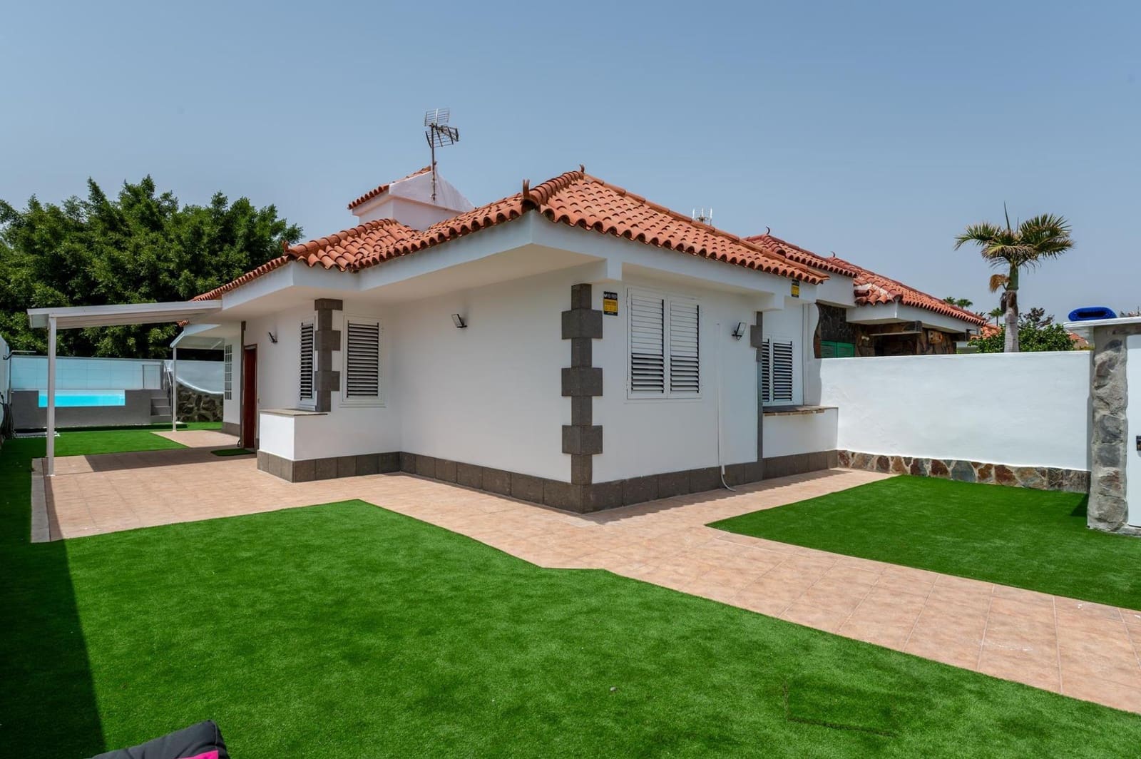 2 bedroom Bungalow for rent in Maspalomas - € 3,000 (Ref: 10157991)