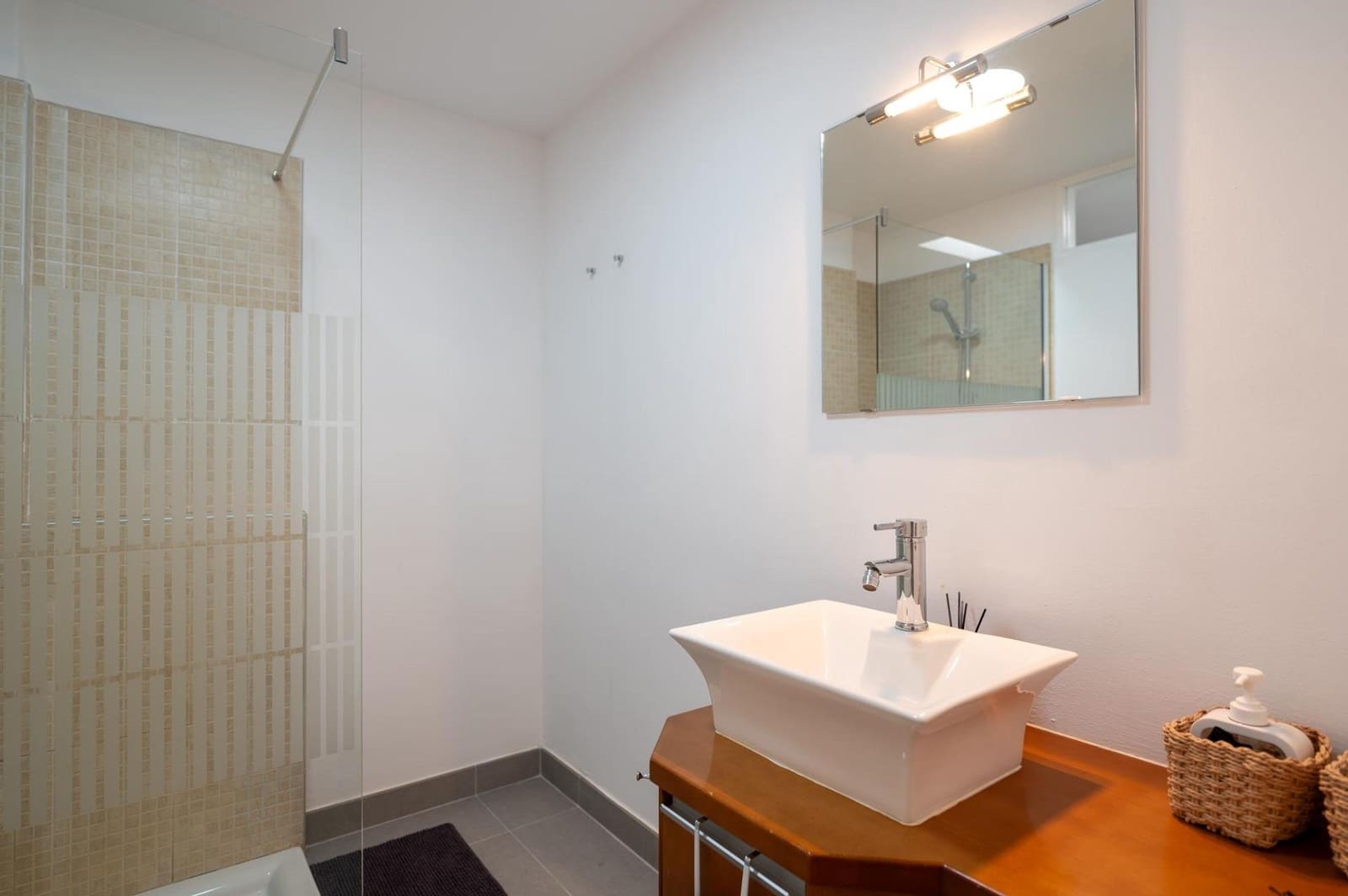 2 bedroom Bungalow for rent in Maspalomas - € 3,000 (Ref: 10157991)
