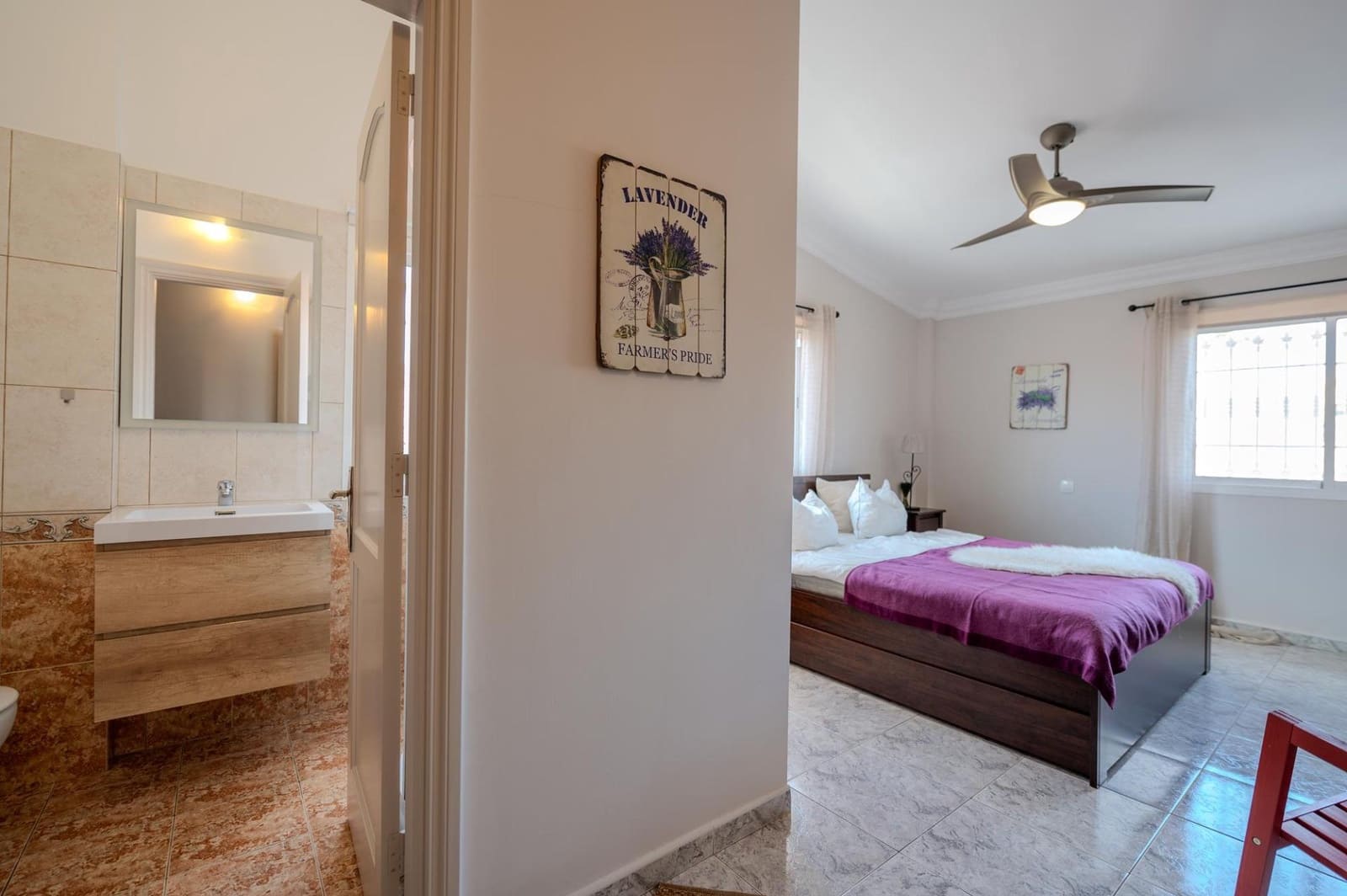 4 soveværelse Villa til salg i Sonneland med swimmingpool garage - € 980.000 (Ref: 8793603)