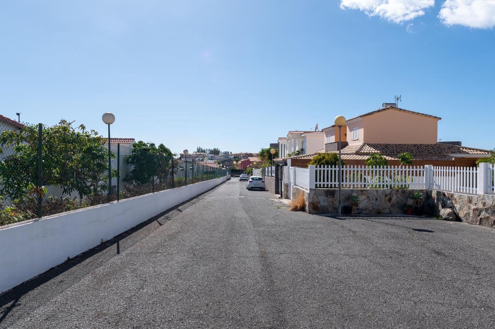 4 soveværelse Villa til salg i Sonneland med swimmingpool garage - € 980.000 (Ref: 8793603)