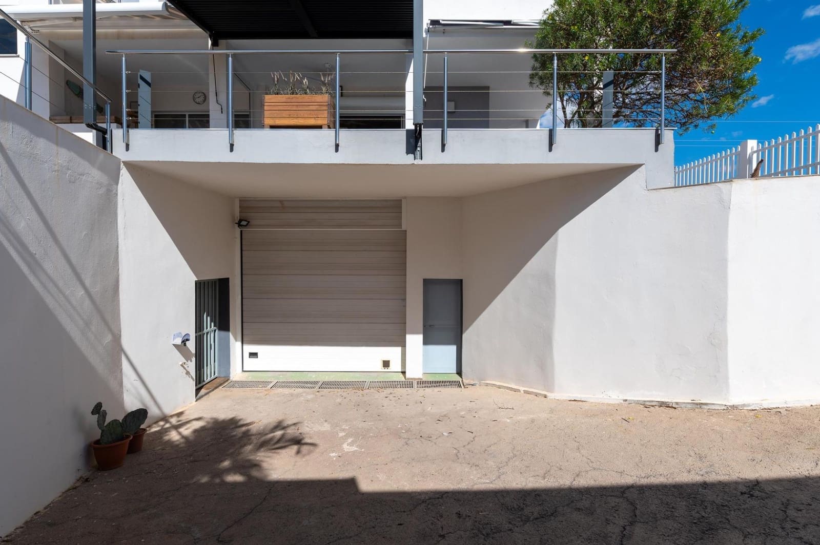 4 soveværelse Villa til salg i Sonneland med swimmingpool garage - € 980.000 (Ref: 8793603)