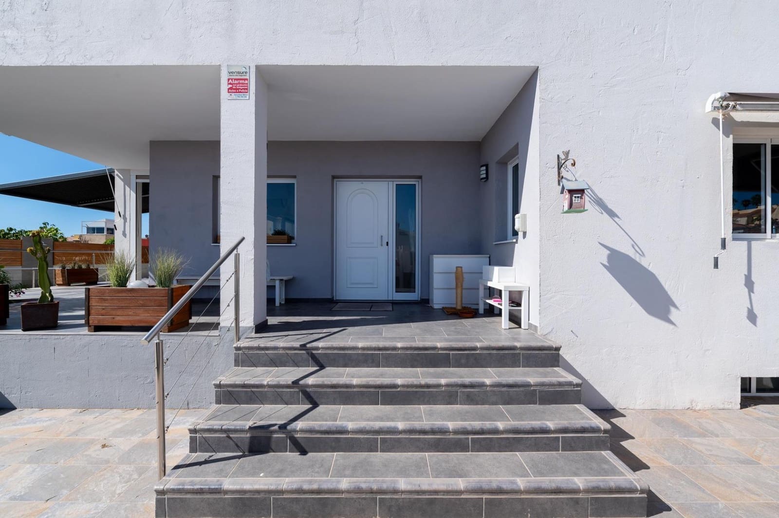 4 soveværelse Villa til salg i Sonneland med swimmingpool garage - € 980.000 (Ref: 8793603)