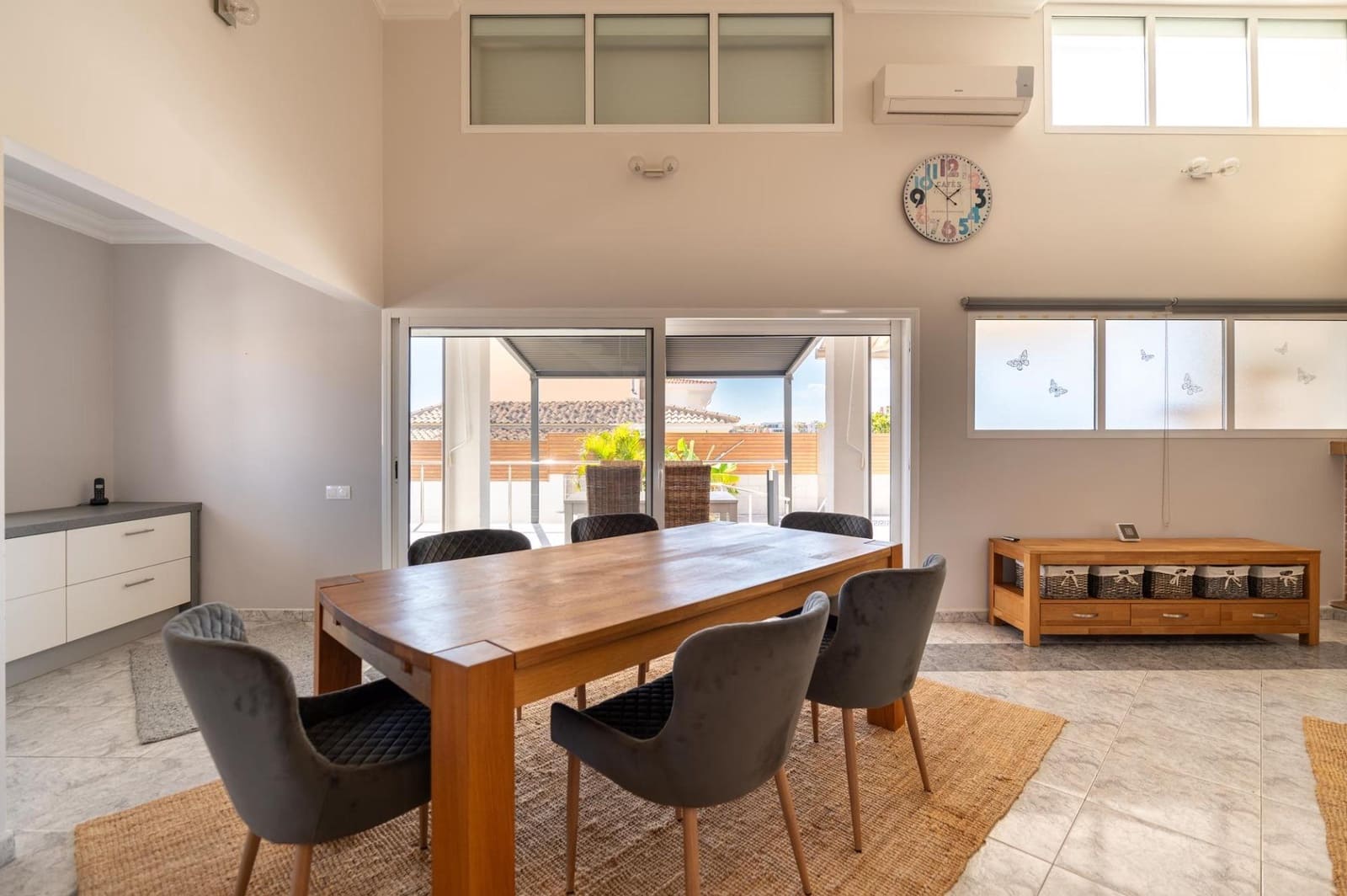 4 soveværelse Villa til salg i Sonneland med swimmingpool garage - € 980.000 (Ref: 8793603)