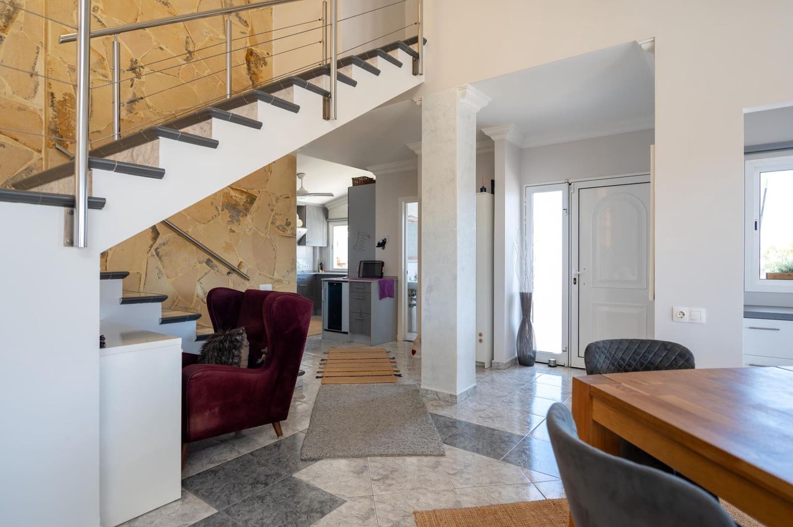 4 soveværelse Villa til salg i Sonneland med swimmingpool garage - € 980.000 (Ref: 8793603)