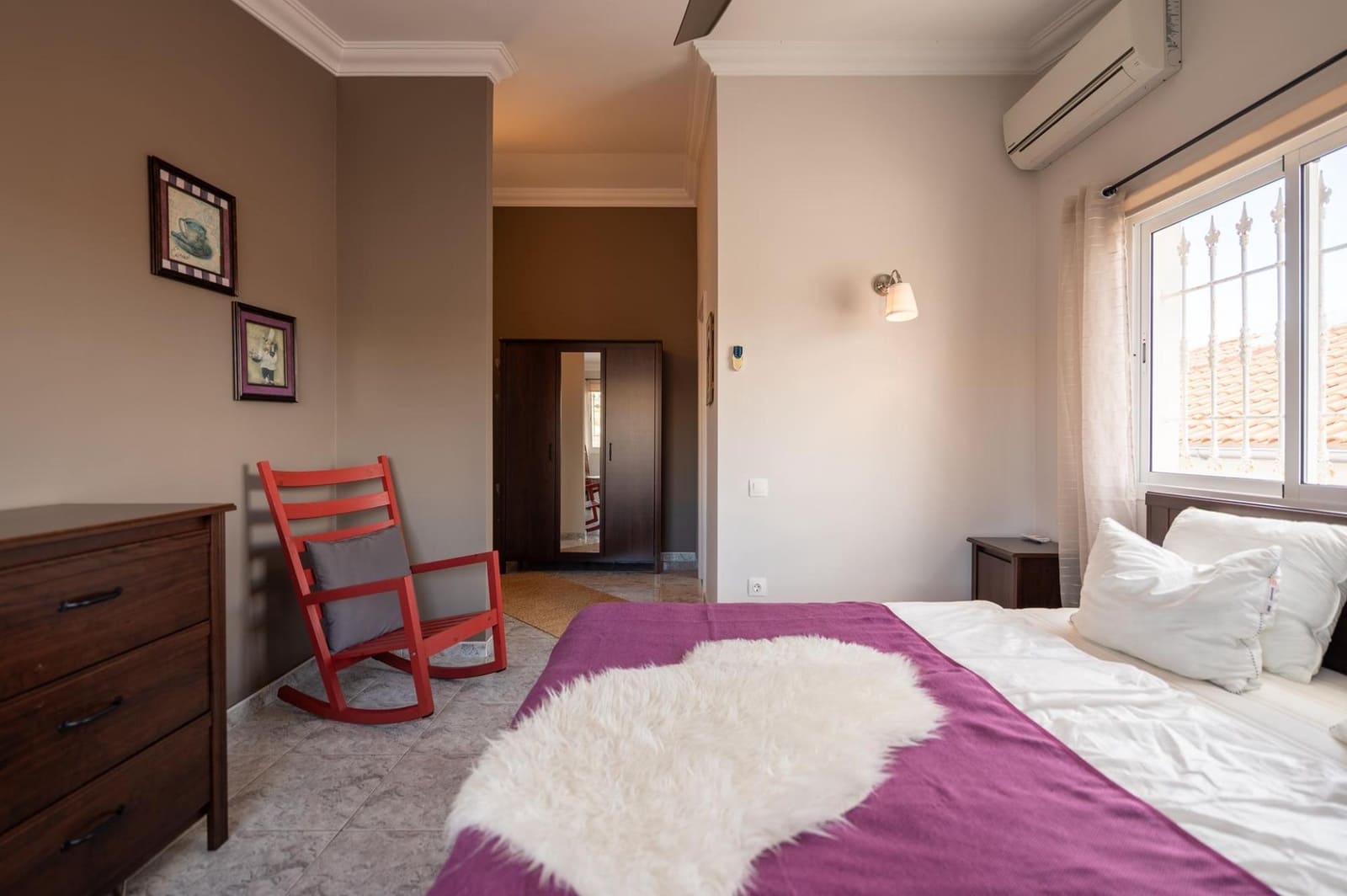 4 soveværelse Villa til salg i Sonneland med swimmingpool garage - € 980.000 (Ref: 8793603)