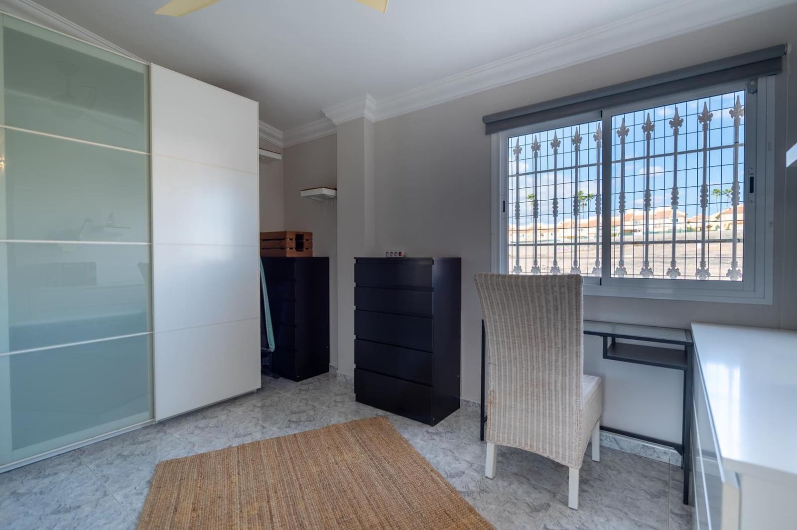 4 soveværelse Villa til salg i Sonneland med swimmingpool garage - € 980.000 (Ref: 8793603)