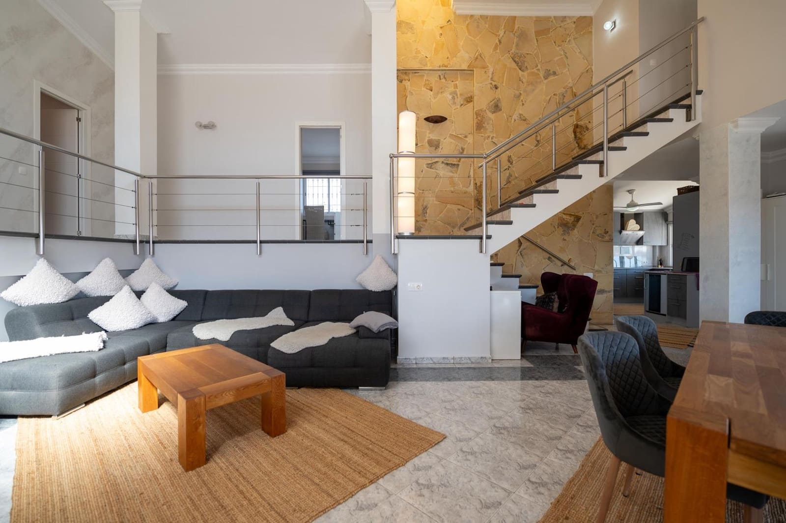 4 soveværelse Villa til salg i Sonneland med swimmingpool garage - € 980.000 (Ref: 8793603)