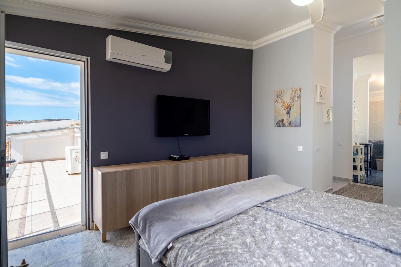 4 soveværelse Villa til salg i Sonneland med swimmingpool garage - € 980.000 (Ref: 8793603)